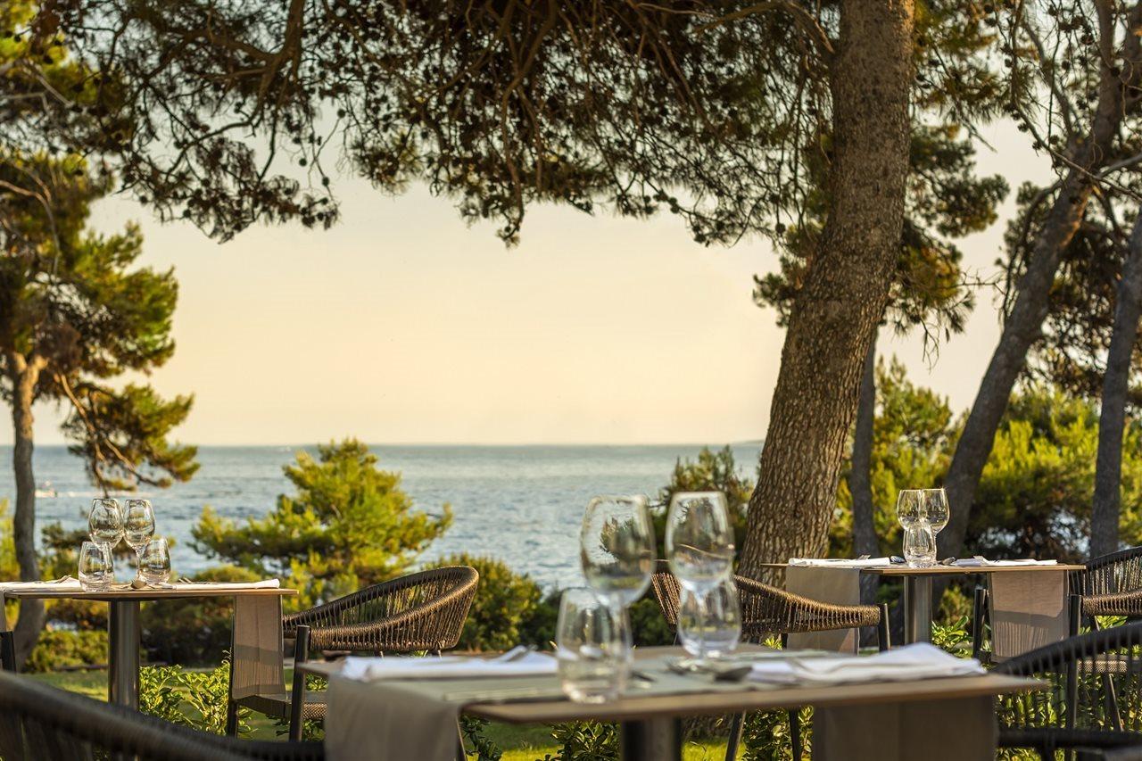 Valamar Carolina Hotel & Villas Kampor Ngoại thất bức ảnh