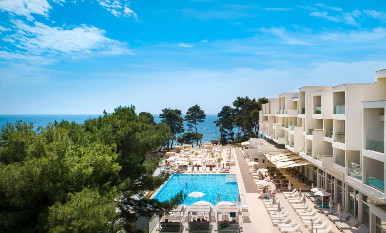 Valamar Carolina Hotel & Villas Kampor Ngoại thất bức ảnh